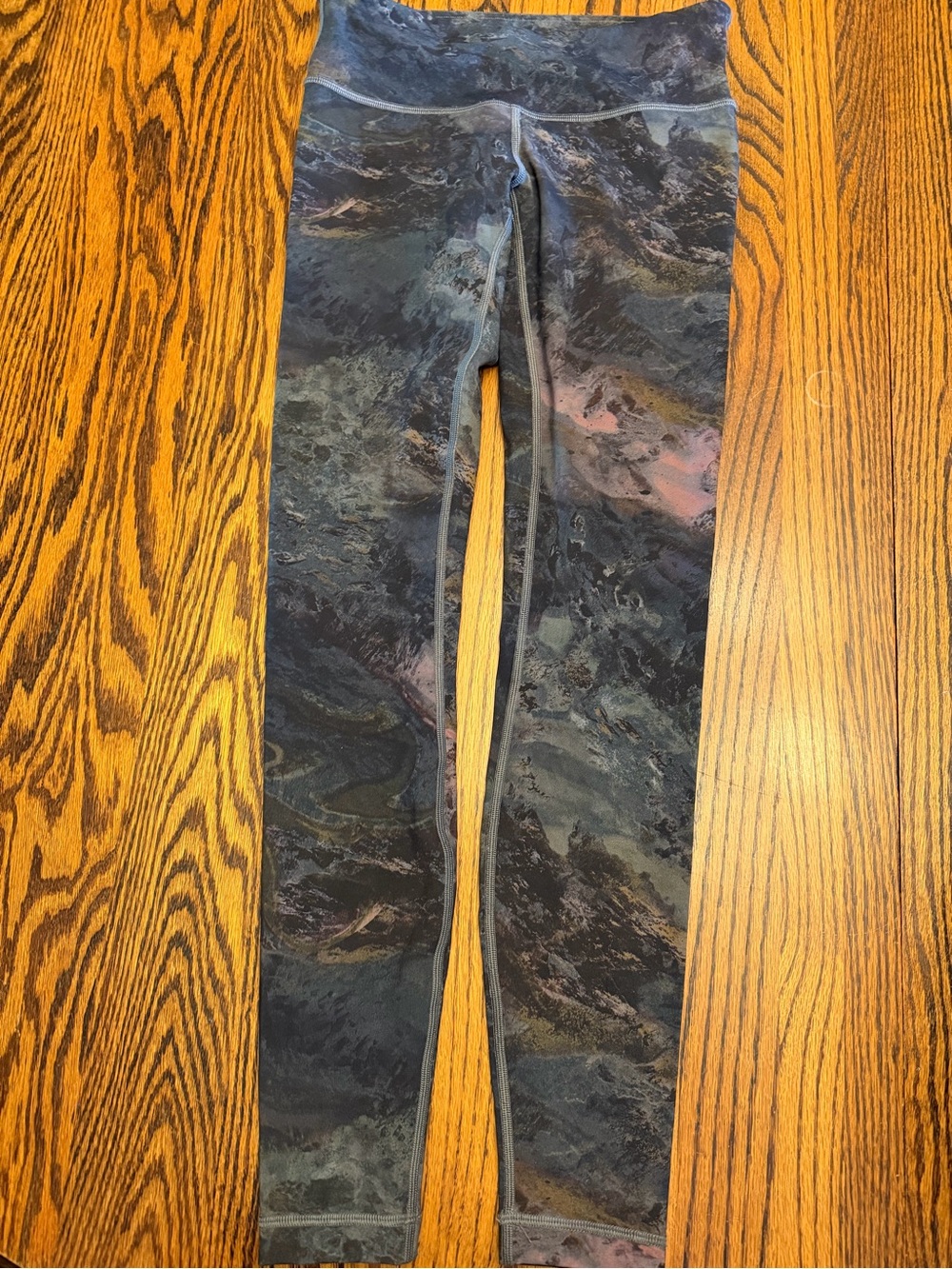 lululemon Black and Gray Marbled Leggings